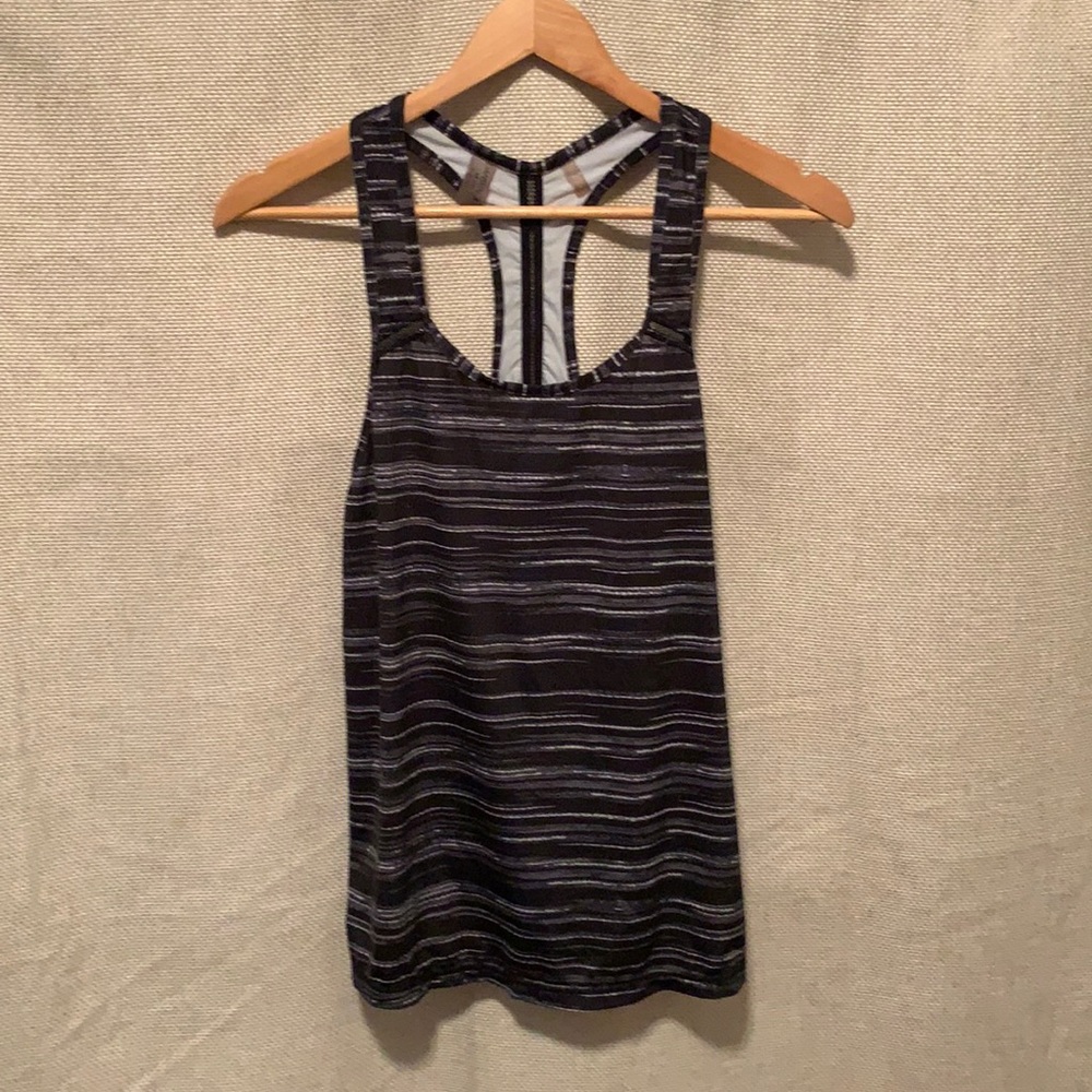 Danskin exercise razorback top